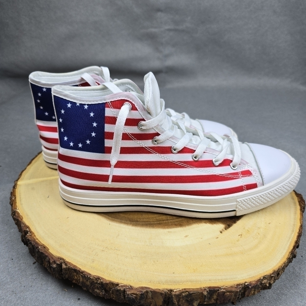 Betsy Ross  mens High top canvas shoes size 10 made in the USA RED,WHITE,BLUE.,